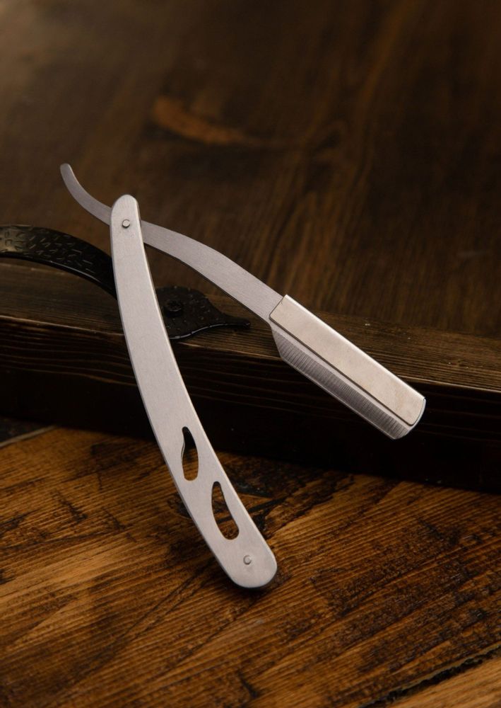 Straight Razor - Stainless Steel Razor and Razor Blades